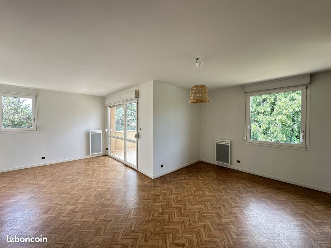 Appartement 3 pièces 73 m² · à Cluny · 73 m² · 690 €