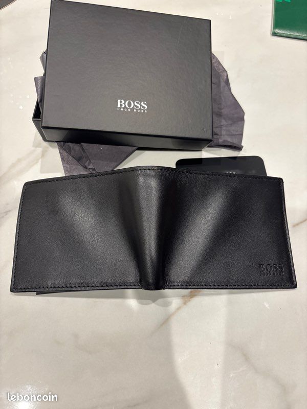 Porte feuille HUGO BOSS neuf (image 4)