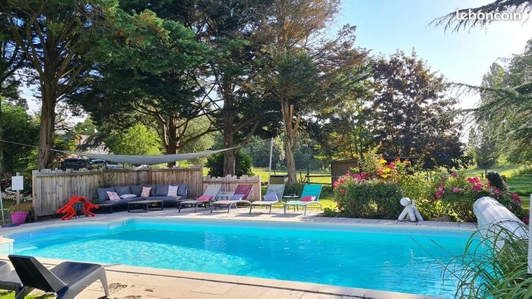 Maison 15 pièces 305 m²