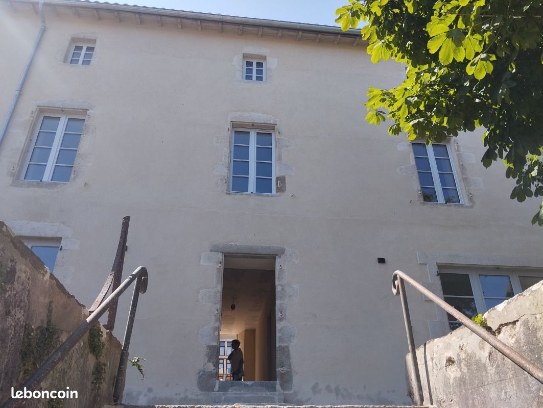Maison 4 pièces 93 m² · à Pouzauges · 93 m² · 533 €