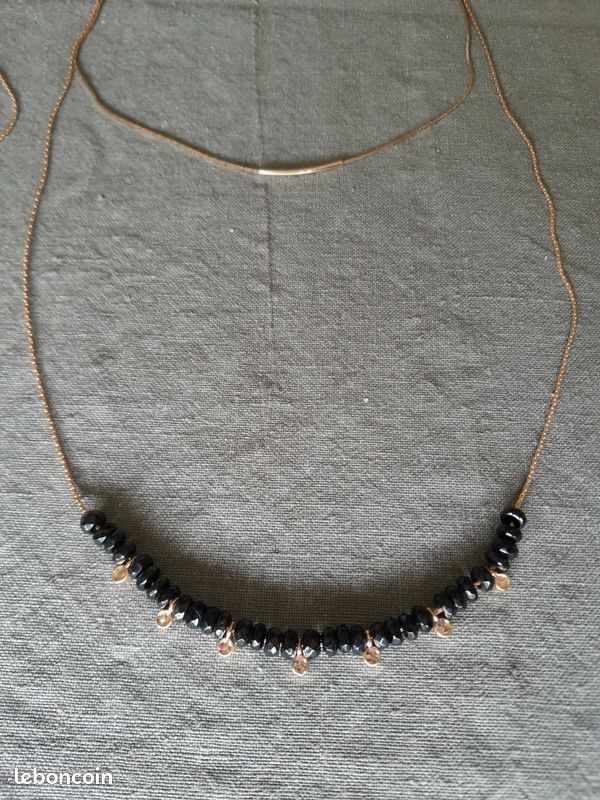 Collier et bracelet noir et or (image 10)