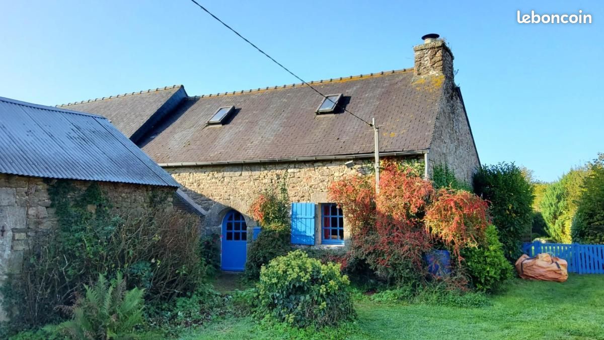 Maison 4 pièces 84 m² · à Poullaouen · 84 m² · 84 000 €