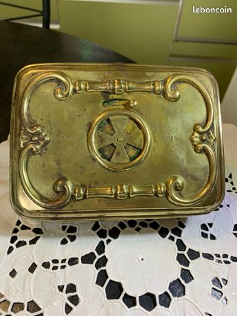 Très ancienne chaufferette en laiton doré GIRODON et MONTET Lyon STOKER