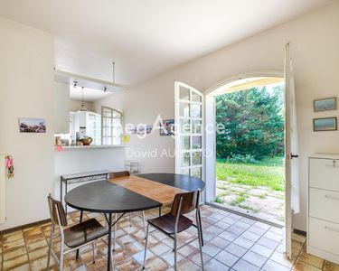 Maison 875 000 € - 180 m²