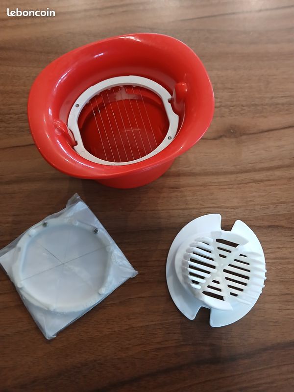 Coupe œufs et tomates Tupperware (image 1)
