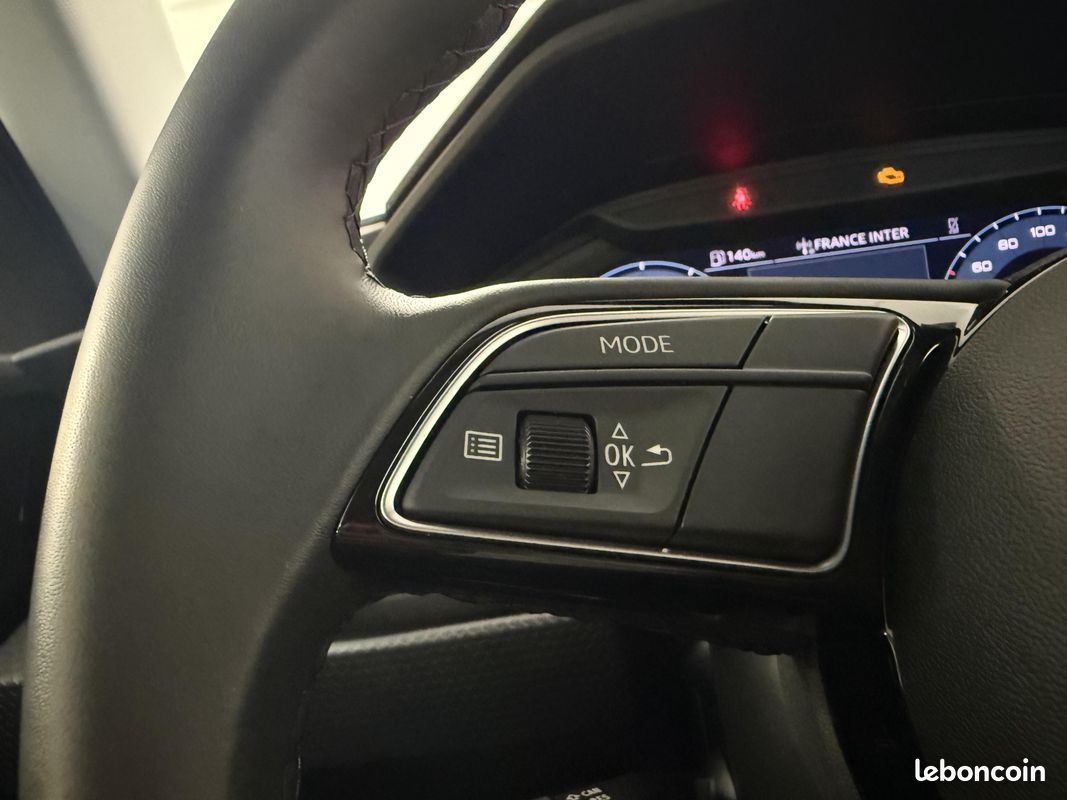 AUDI A1 Sportback 25 TFSI 95 ch S tronic 7 Design (image 17)