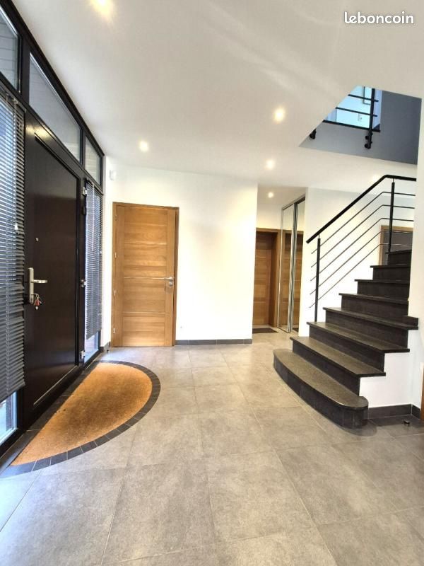Maison 10 pièces 199 m² (image 3)
