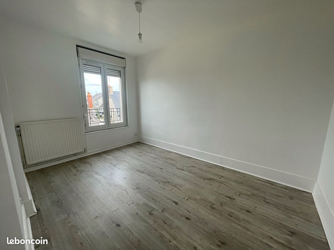 Appartement 3 pièces 72 m² · à Châteauroux · 72 m² · 569 €/mois