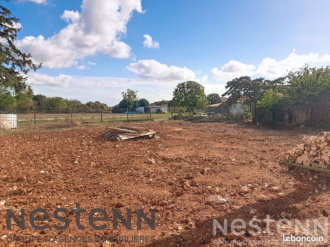 Terrain 444 m² · à Le Gua · 444 m² · 59 900 €