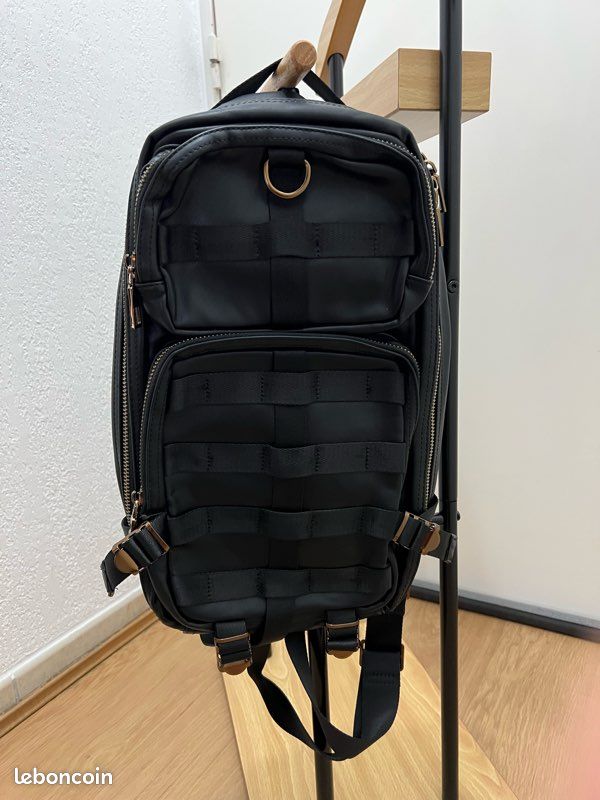 TONK NAWAB: [Vew 34+] Sac A Dos En Nylon Zara