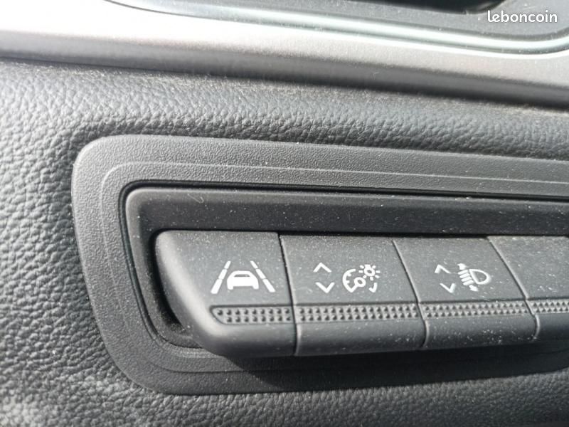 Renault Captur 1.3 TCe mild hybrid 140ch Techno (image 26)
