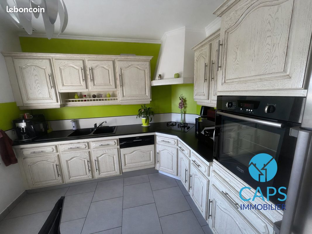 Maison 4 pièces 103 m² · à Port-Sainte-Marie · 103 m² · 240 000 €