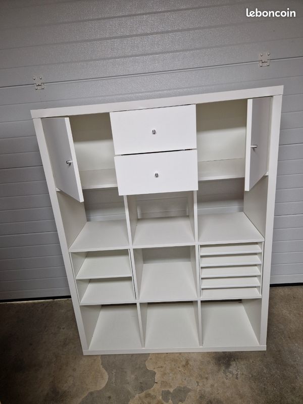 Armoire KALLAX 12 niches avec aménagements inclus (image 2)
