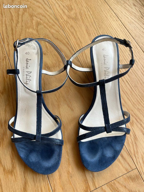 Sandales bleues à talon (image 1)