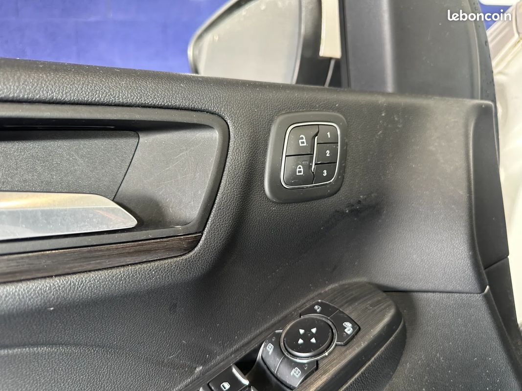 Ford kuga vignale 2.5i duratec 225 ch hybride rechargeable phev 2021 (image 34)