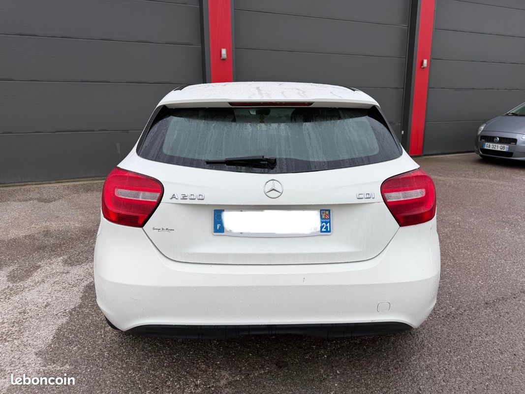 MERCEDES CLASSE A 200 CDI BlueEFFICIENCY Intuition (image 5)