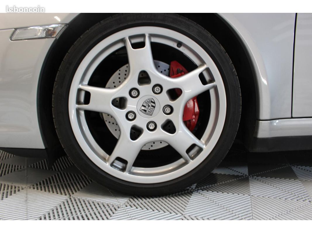 PORSCHE 911 Carrera 4S 3.8i -TYPE 997 BVA Tiptronic - suivi complet (image 29)