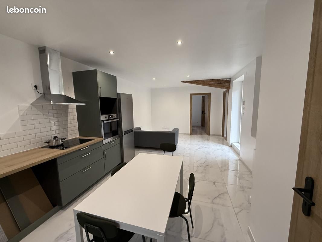 Appartement 3 pièces 51 m² · à Saint-Héand · 51 m² · 660 €/mois