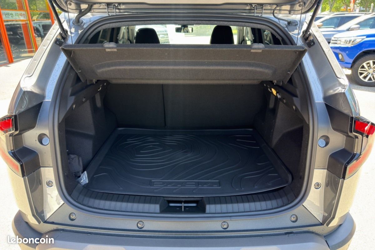 Dacia Duster HYBRID-G 150 4X4 EXTREME COLD-4% (image 18)