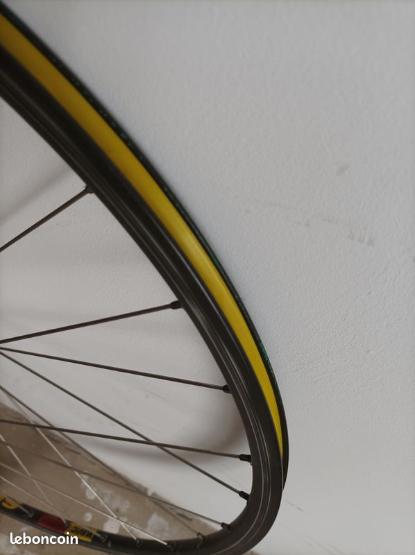 Paire De Roues Vintage Campagnolo Record 8 Vitesses Sur Jantes Mavic Open SUP - Pour Vélo De Route