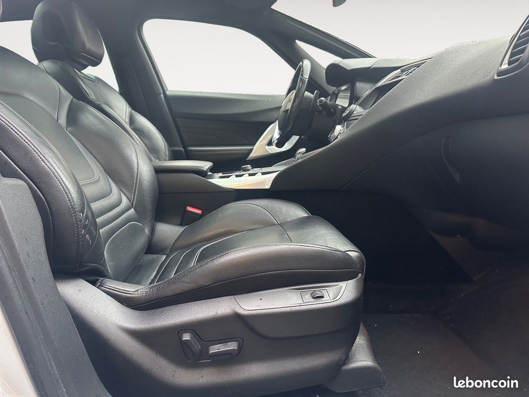 CITROEN DS5 Hybrid4 Sport Chic ETG6 + Distrib NEUVE (image 12)