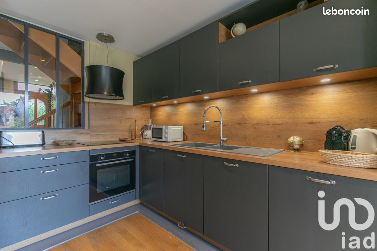 Maison a louer nogent-sur-marne - 6 pièce(s) - 133 m2 - Surfyn