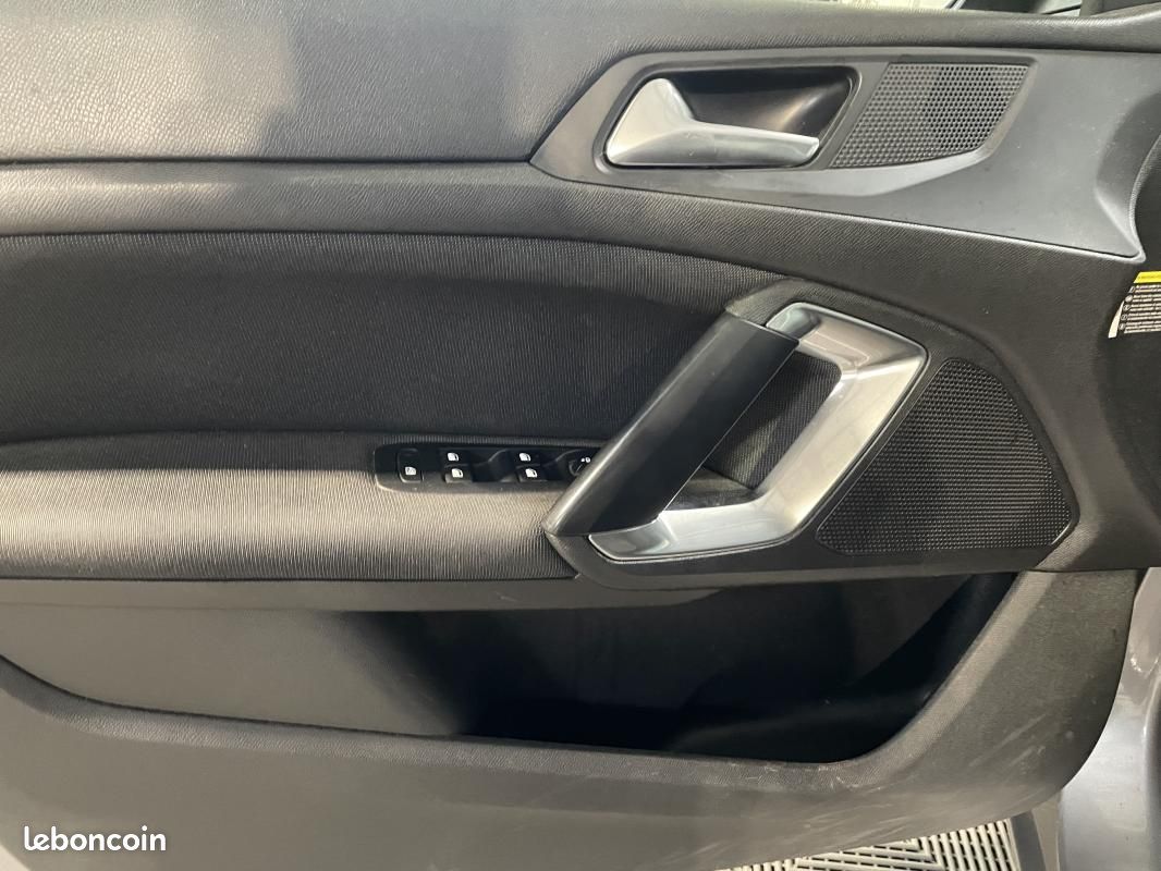 Peugeot 308 (II) 1.5 130CH -GARANTIE 6 MOIS- (image 13)