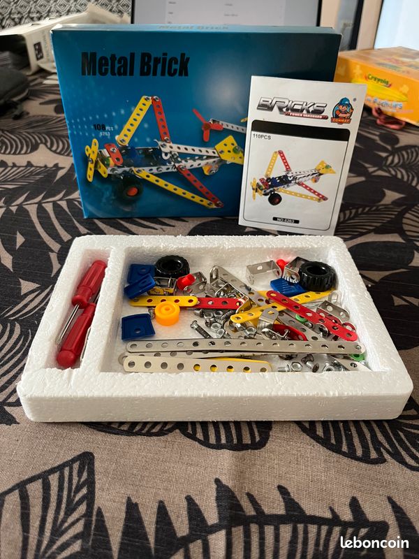 Constructor Bob – Jeu de Construction Métallique – 181 Pièces – Véhicule de Chantier à Assembler – Coffret Expert dès 8 Ans