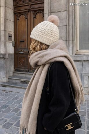 Bonnet Avec Pompon Fait Main Au Crochet - Taille Unique Blanc | Laine Mélangée