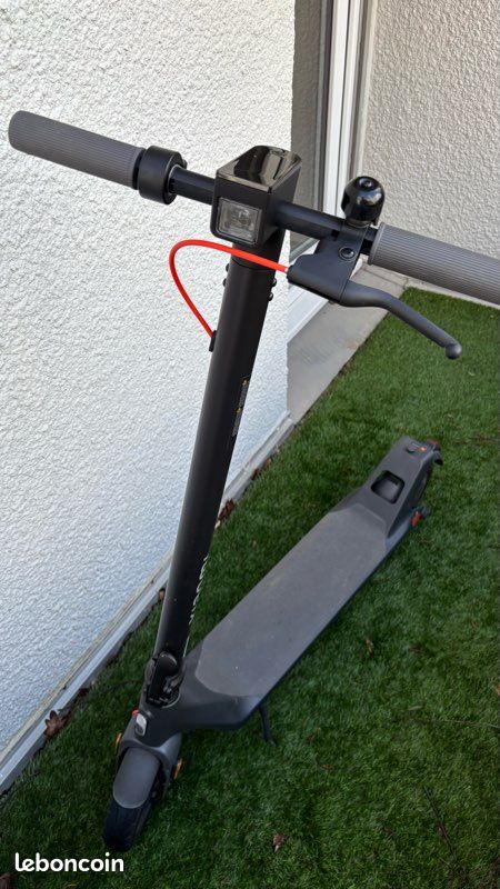 Trottinettes électriques (image 1)