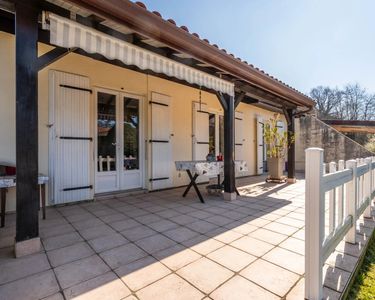 Maison 370 000 € - 79 m²