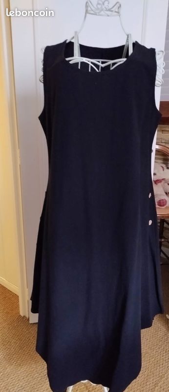 Petite robe noire (image 1)