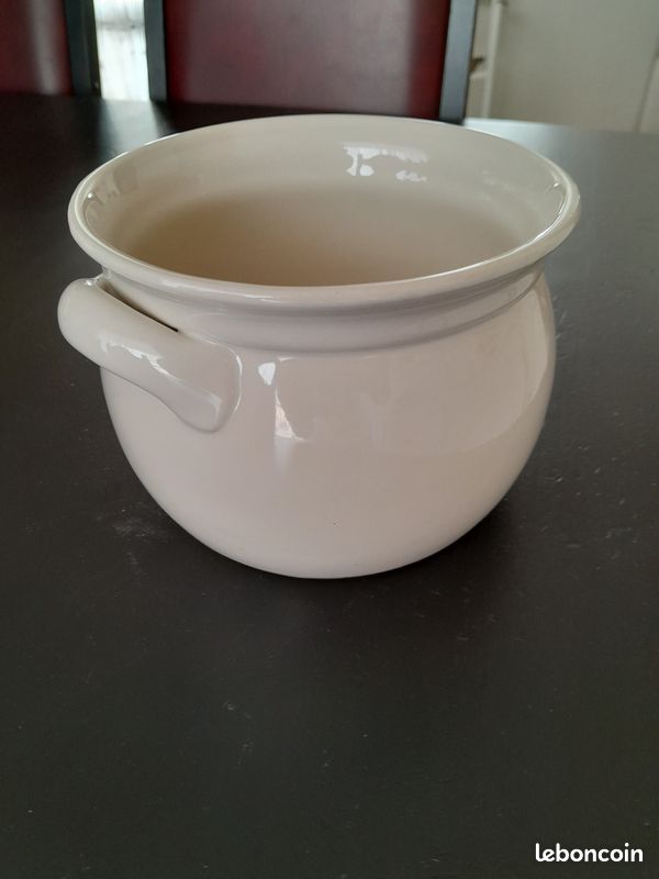 Vase (image 2)