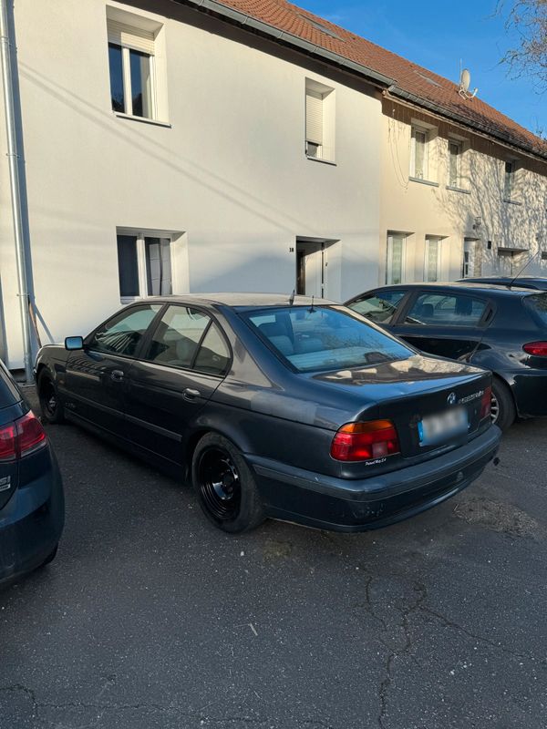 BMW 525 tds - Voitures