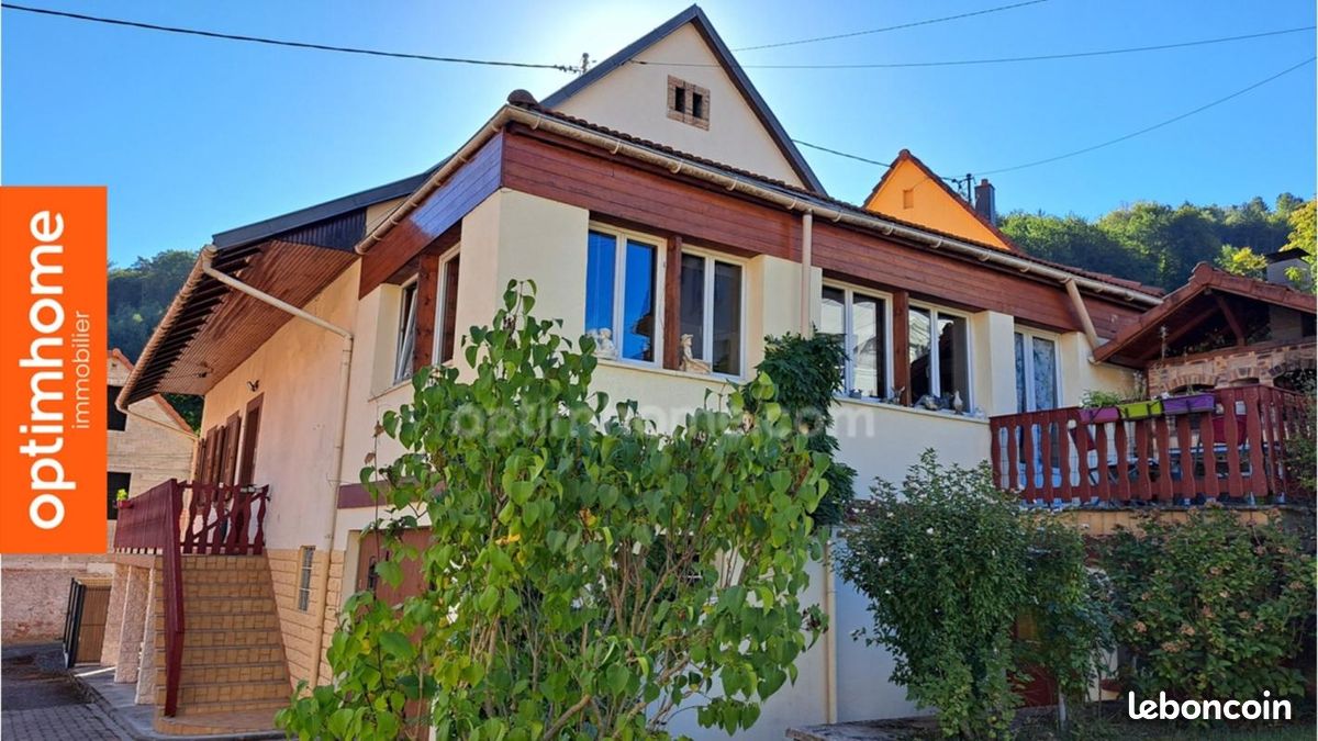 Maison 8 pièces 165 m² · à Rosteig · 165 m² · 149 000 €