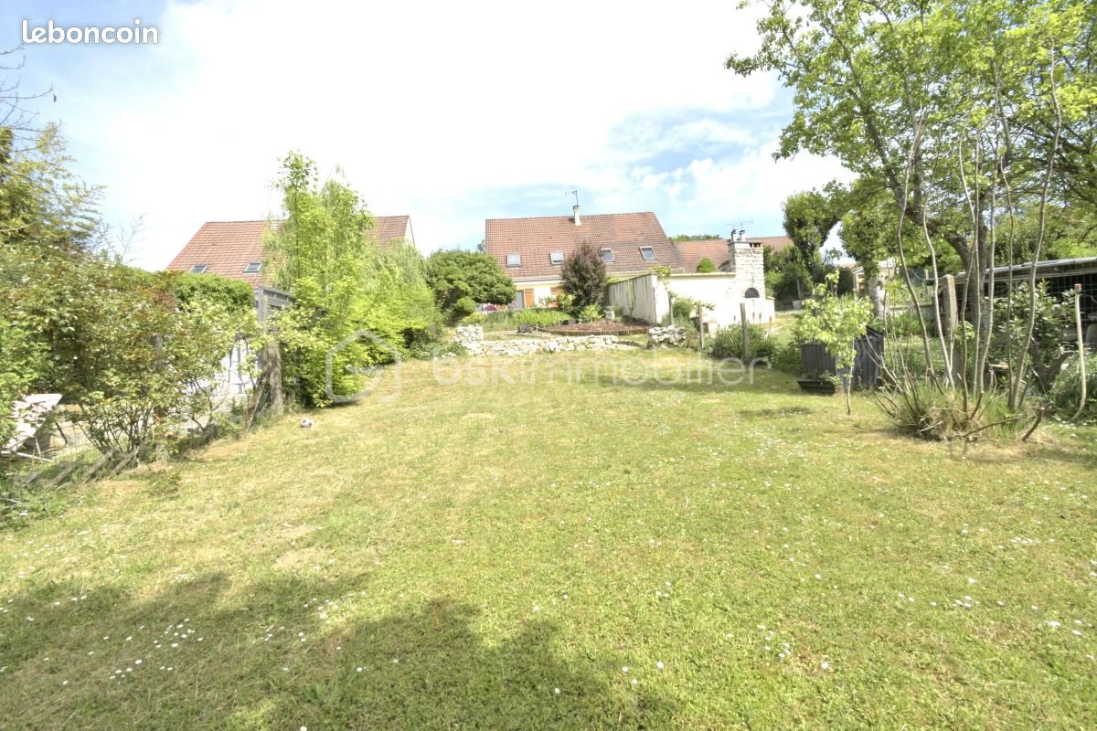 Maison 5 pièces 102 m² · à La Ferté-Alais · 102 m² · 284 000 €