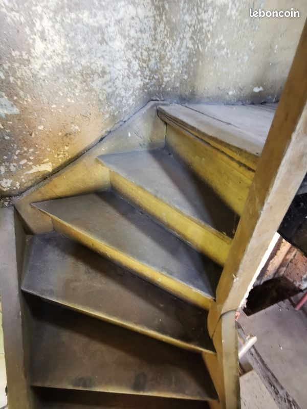 Escalier bois quart tournant (image 3)