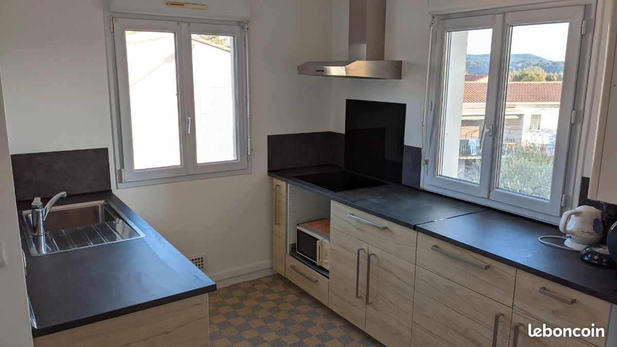Appartement 2 pièces 54 m² · à Istres · 54 m² · 730 €/mois