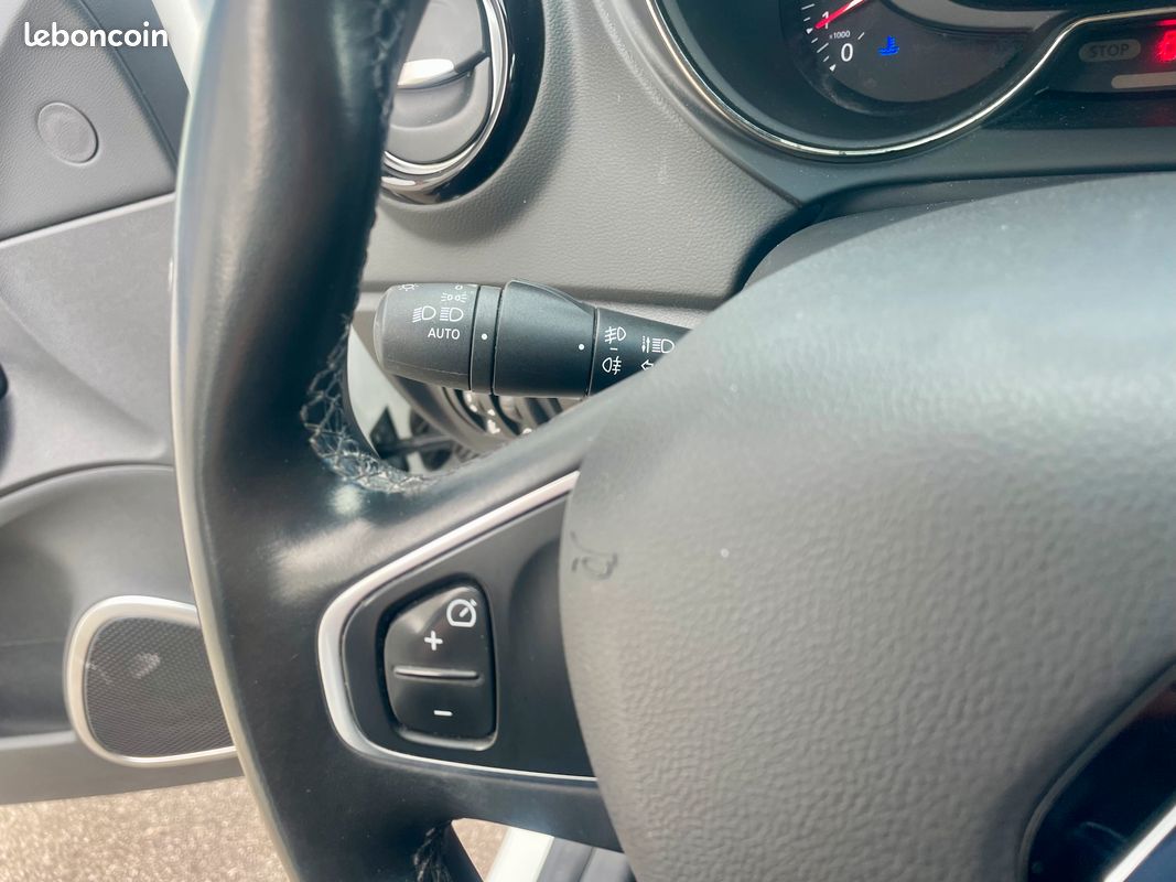 Garantie nationale 12 mois – Renault Captur 1.3 TCe 130ch Intens (image 13)