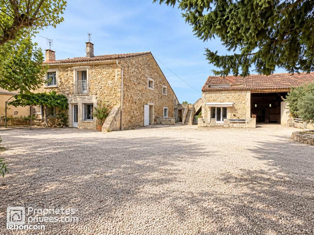 Maison 13 pièces 288 m² · à Orange · 288 m² · 485 000 €