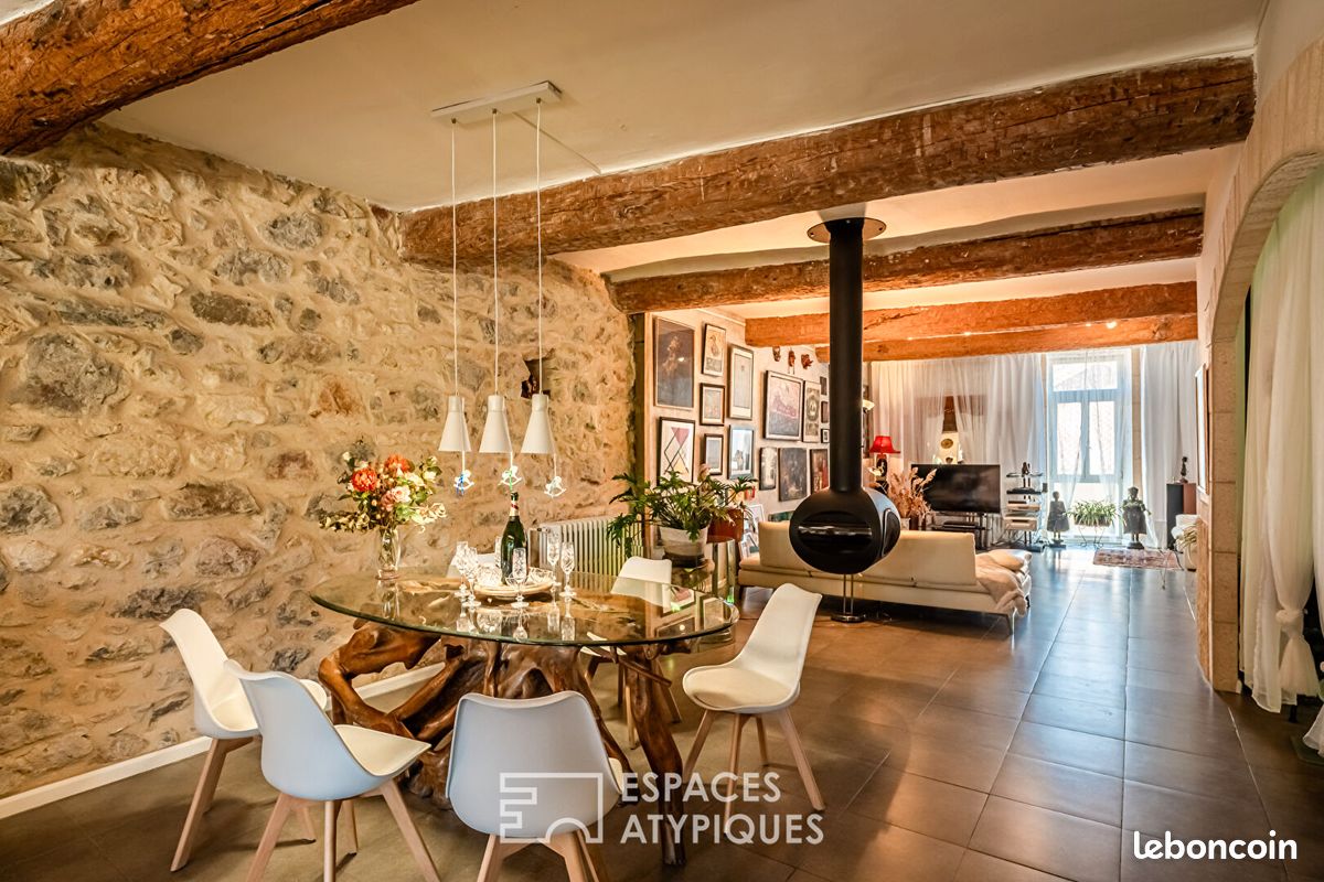 Maison 8 pièces 337 m² · à La Palme · 337 m² · 625 000 €