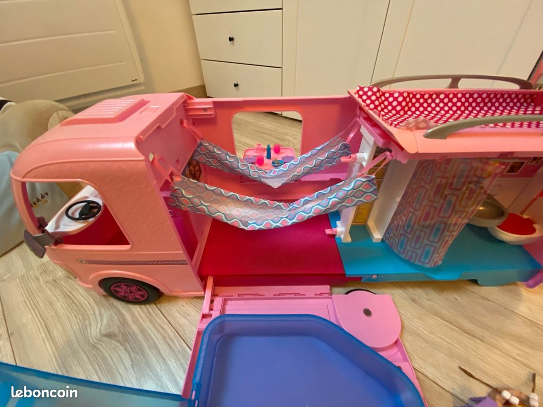 Camping-car Barbie (image 4)