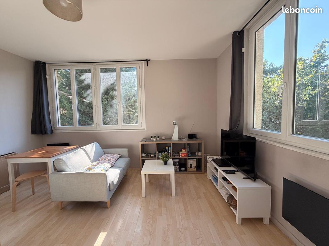Appartement 1 pièce 32 m² · à Corbeil-Essonnes · 32 m² · 727 €/mois