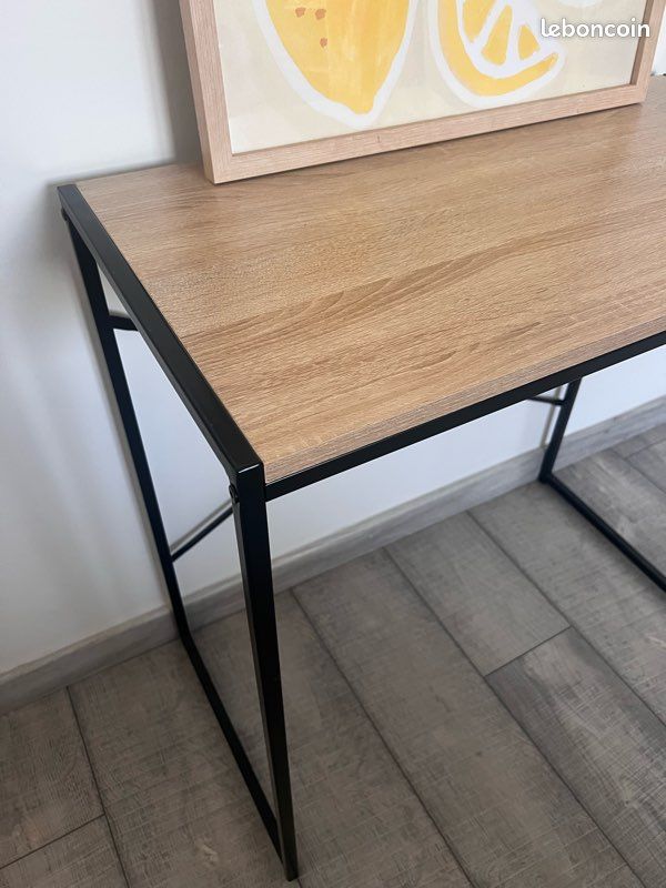 Console (image 2)