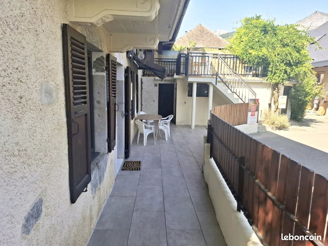 Appartement 5 pièces 118 m² · à Doussard · 118 m² · 395 000 €