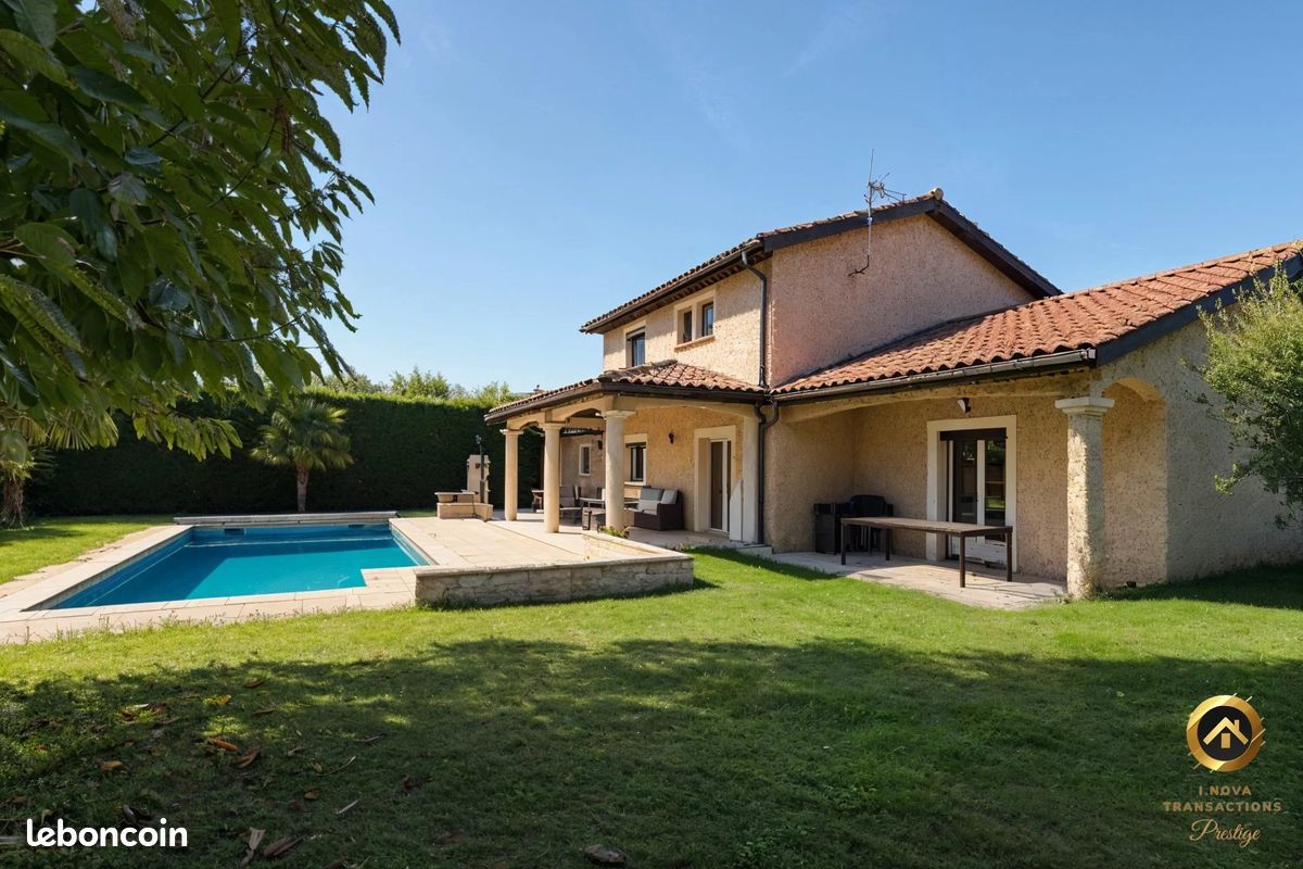 Maison 5 pièces 123 m² · à Genay · 123 m² · 659 000 €