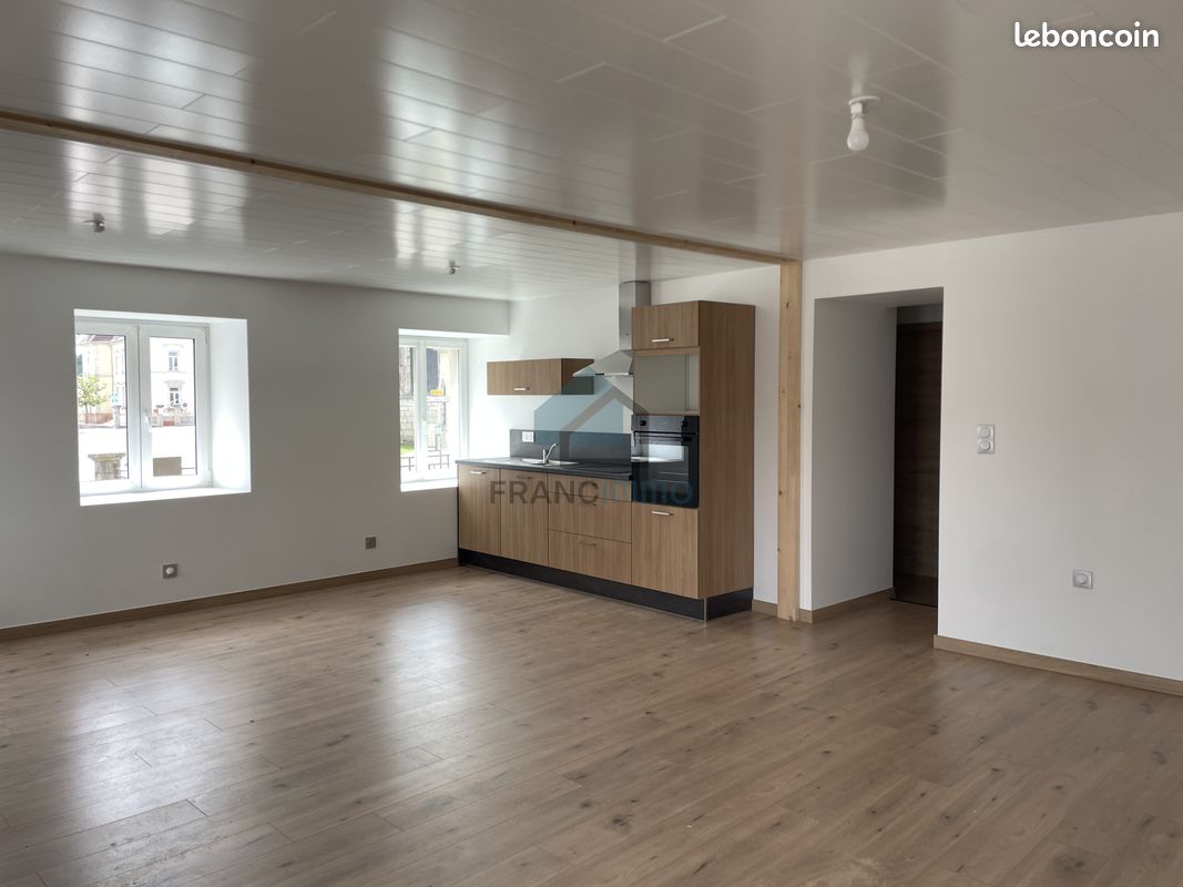 Appartement 3 pièces 78 m² · à Trévillers · 78 m² · 880 €/mois
