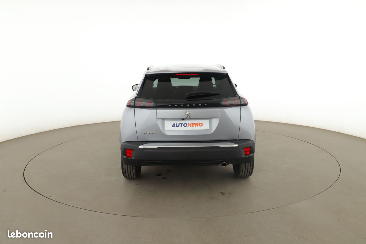 Peugeot 2008 1.5 Blue-HDi Allure EAT8 131 ch (image 12)