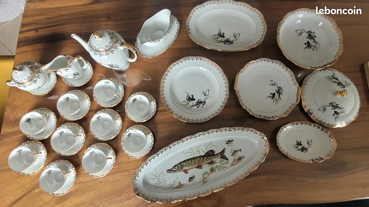 Service De Table Complet Limoges Porcelaine Dure, Motif Floral, Vintage Années 1950, 12+ Pers