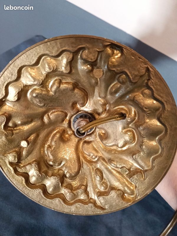 Pied de lampe en bronze (image 3)